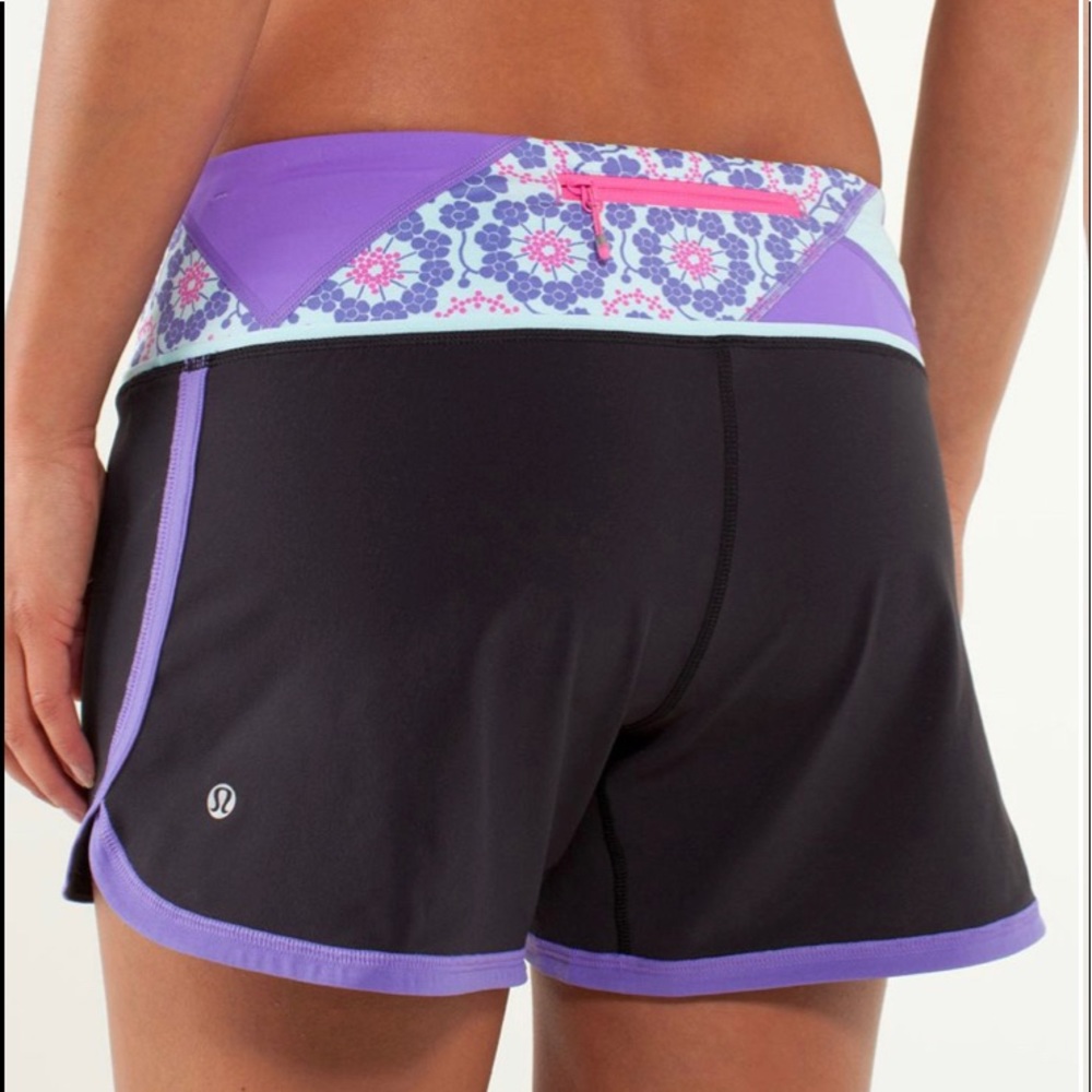 Lululemon groovy run short 4